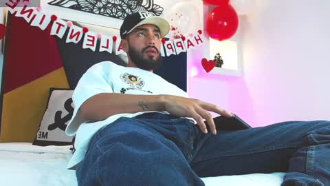 Snapshot of angelbacker chatting on February 2025 04:48:01 AM Angel online show from February 2025 04:48:01 AM