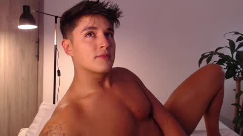 Snapshot of angelcossio chatting on December 2024 07:22:01 PM Angel online show from December 2024 07:22:01 PM