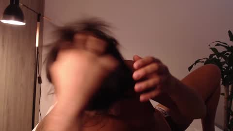 Snapshot of angelcossio chatting on January 2025 08:04:01 PM Angel online show from January 2025 08:04:01 PM