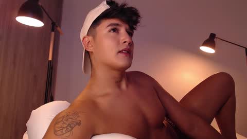 Snapshot of angelcossio chatting on February 2025 12:10:02 AM Angel online show from February 2025 12:10:02 AM