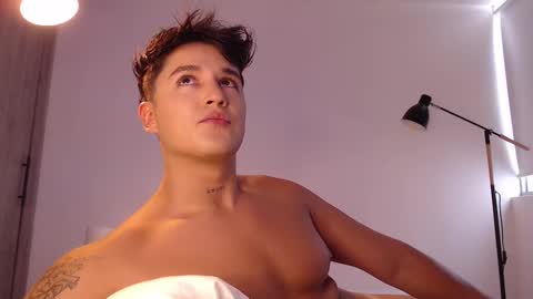 Snapshot of angelcossio chatting on October 2025 08:17:01 PM Angel online show from October 2025 08:17:01 PM