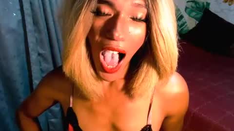 ANGELDARK online show from November 2025 05:17:02 AM