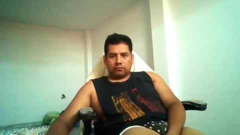 Snapshot of angeldavid90 chatting on April 2026 09:39:33 PM angeldavid90 online show from April 2026 09:39:33 PM