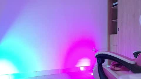 Snapshot of angeldusttt5 chatting on March 2026 01:34:02 AM Valentina online show from March 2026 01:34:02 AM