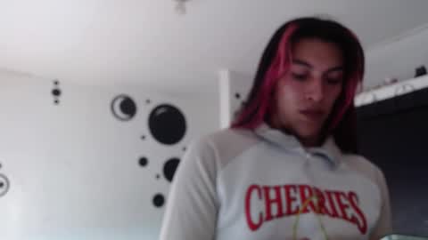 angele online show from March 2025 09:57:01 PM