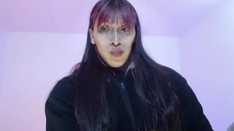 angele online show from September 2025 01:40:02 AM