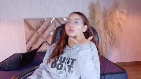 angel online show from April 2026 06:16:02 PM