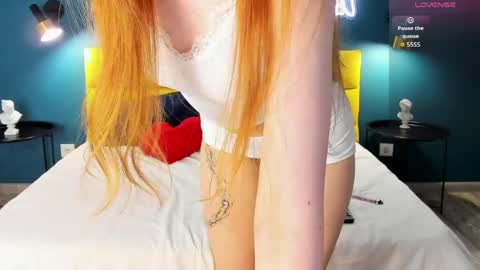 Angela online show from May 2026 01:25:02 AM