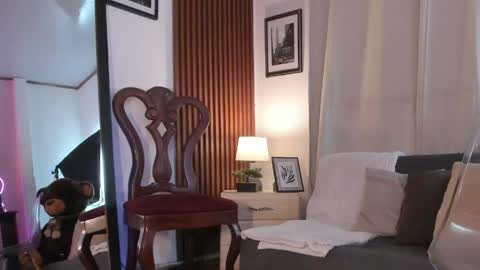 Carolina online show from April 2026 12:22:02 AM