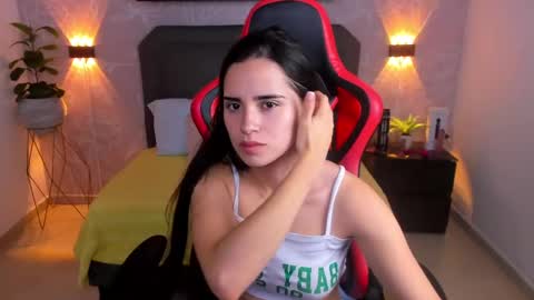 Snapshot of angelica_dymond chatting on February 2025 12:06:02 PM A N G E L I C A online show from February 2025 12:06:02 PM
