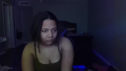 Snapshot of angelicaliusdomme chatting on October 2025 03:34:01 PM Alius Angelic online show from October 2025 03:34:01 PM