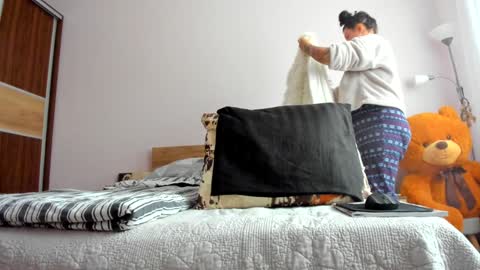 Angelina online show from January 2025 08:22:01 AM