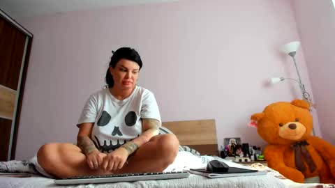 Angelina online show from March 2025 08:52:02 AM