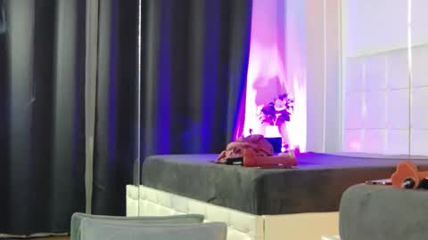 angelinagreyy online show from October 2025 09:56:01 PM