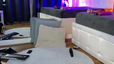 angelinagreyy online show from October 2025 07:57:02 PM