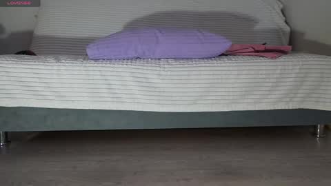 Angelina online show from April 2026 06:44:02 AM