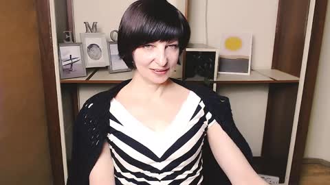 Angelina online show from April 2026 09:51:02 AM