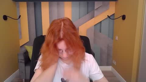 AngelinaLow online show from March 2026 06:30:01 AM