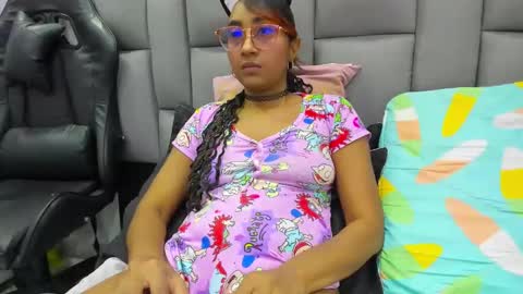 AngelinaMurphy online show from November 2025 02:44:01 AM