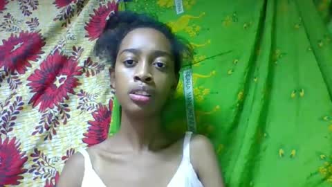 Snapshot of angeline221173 chatting on May 2026 08:09:02 AM angeline221173 online show from May 2026 08:09:02 AM