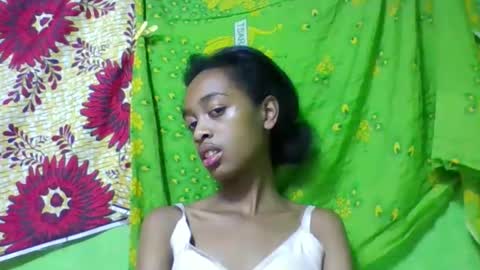 Snapshot of angeline221173 chatting on May 2026 05:57:02 AM angeline221173 online show from May 2026 05:57:02 AM