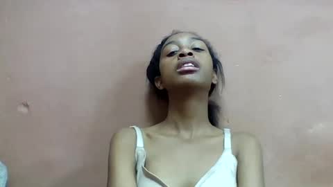 angeline221173 online show from July 2026 12:48:02 PM