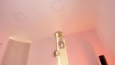 Angeline  online show from November 2025 11:43:02 AM