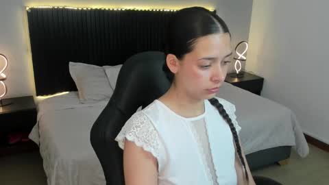 angeline_davies online show from October 2025 03:43:02 AM