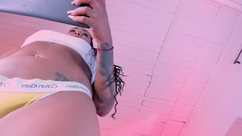 Angeline Heet online show from June 2026 11:44:01 PM