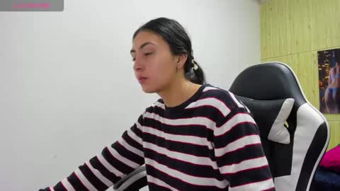 Snapshot of angell_cooper8 chatting on February 2026 12:15:01 PM Angell cooper8 online show from February 2026 12:15:01 PM