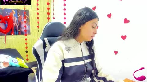 Snapshot of angell_cooper8 chatting on March 2026 12:00:01 PM Angell cooper8 online show from March 2026 12:00:01 PM