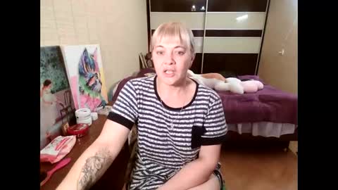 angelleah online show from October 2025 11:08:02 AM
