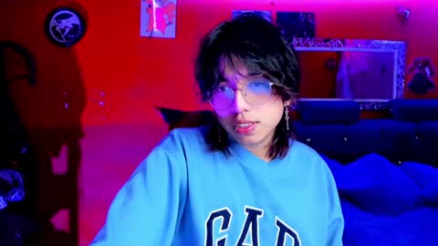 Snapshot of angellonfire chatting on February 2025 03:52:02 AM Angel  online show from February 2025 03:52:02 AM