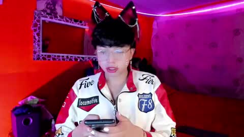 Snapshot of angellonfire chatting on October 2025 04:33:02 AM Angel  online show from October 2025 04:33:02 AM