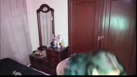 Snapshot of angellys_fit chatting on December 2024 11:14:01 PM Angel online show from December 2024 11:14:01 PM