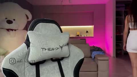 Snapshot of angelmi171 chatting on October 2025 07:14:02 PM angelmi171 online show from October 2025 07:14:02 PM