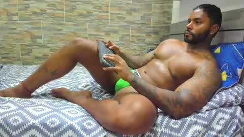 angelo_evans33 online show from April 2026 01:19:01 AM