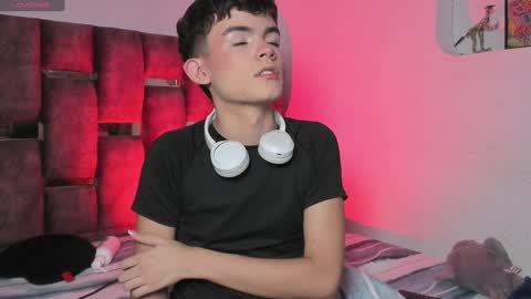 Angelo I work from home this is my room  online show from January 2025 05:37:02 AM