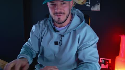 Snapshot of angeloeric chatting on January 2025 09:52:01 AM BlackWolf online show from January 2025 09:52:01 AM