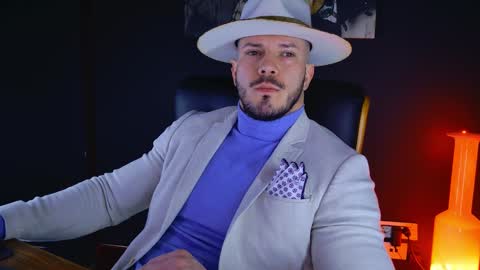 Snapshot of angeloeric chatting on January 2025 05:34:01 AM BlackWolf online show from January 2025 05:34:01 AM