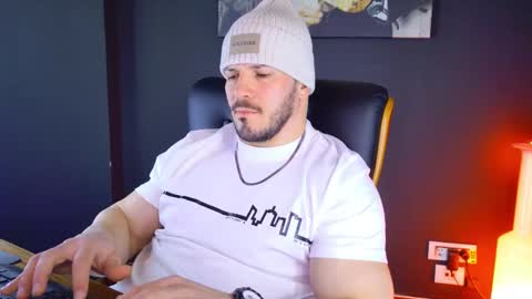 Snapshot of angeloeric chatting on January 2025 11:09:02 AM BlackWolf online show from January 2025 11:09:02 AM