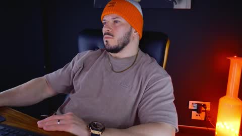 Snapshot of angeloeric chatting on February 2025 06:48:01 AM BlackWolf online show from February 2025 06:48:01 AM