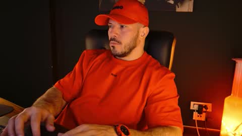 Snapshot of angeloeric chatting on December 2025 01:38:02 PM BlackWolf online show from December 2025 01:38:02 PM