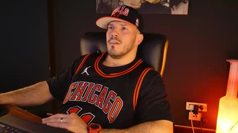 Snapshot of angeloeric chatting on January 2026 01:48:01 PM BlackWolf online show from January 2026 01:48:01 PM