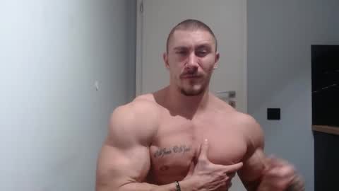  ------- SEX SHOW WITH GUYS AND GIRLS  MUSCLE SHOW online show from December 2024 01:03:01 AM