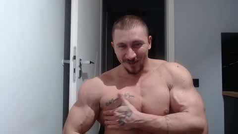  ------- SEX SHOW WITH GUYS AND GIRLS  MUSCLE SHOW online show from December 2024 08:01:02 PM