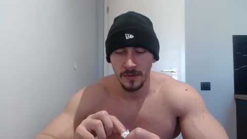  ------- SEX SHOW WITH GUYS AND GIRLS  MUSCLE SHOW online show from February 2025 01:15:02 PM