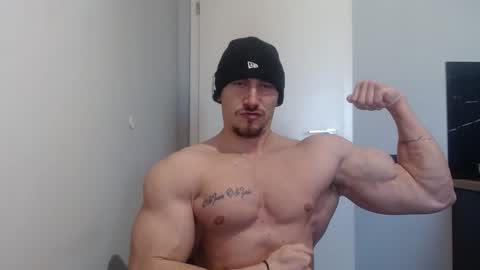  ------- SEX SHOW WITH GUYS AND GIRLS  MUSCLE SHOW online show from February 2025 11:57:02 AM