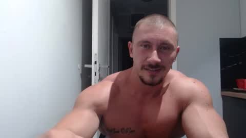  ------- SEX SHOW WITH GUYS AND GIRLS  MUSCLE SHOW online show from September 2025 02:17:02 PM
