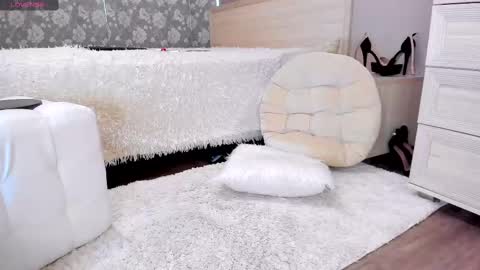 Snapshot of angelqueen1 chatting on March 2025 04:51:02 AM Michelle online show from March 2025 04:51:02 AM